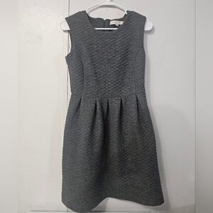 Loft Quilted Gray Sleevless Dress With Zipper Back!